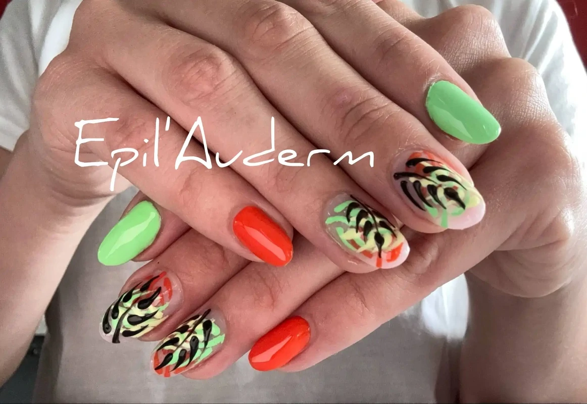 nail